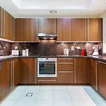 Beachfront Two Bedrooms On Palm Jumeirah By Deluxe Holiday Homes