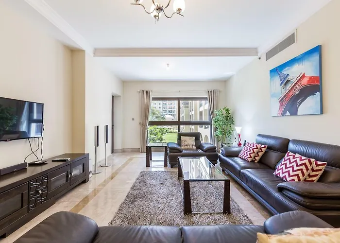 Beachfront Two Bedrooms On Palm Jumeirah By Deluxe Holiday Homes