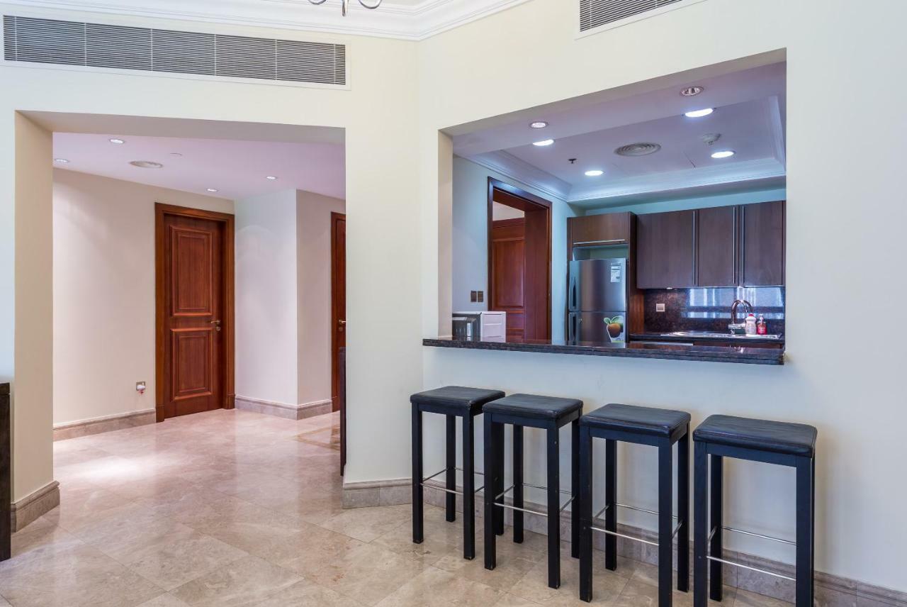 Beachfront Two Bedrooms On Palm Jumeirah By Deluxe Homes Apartment *